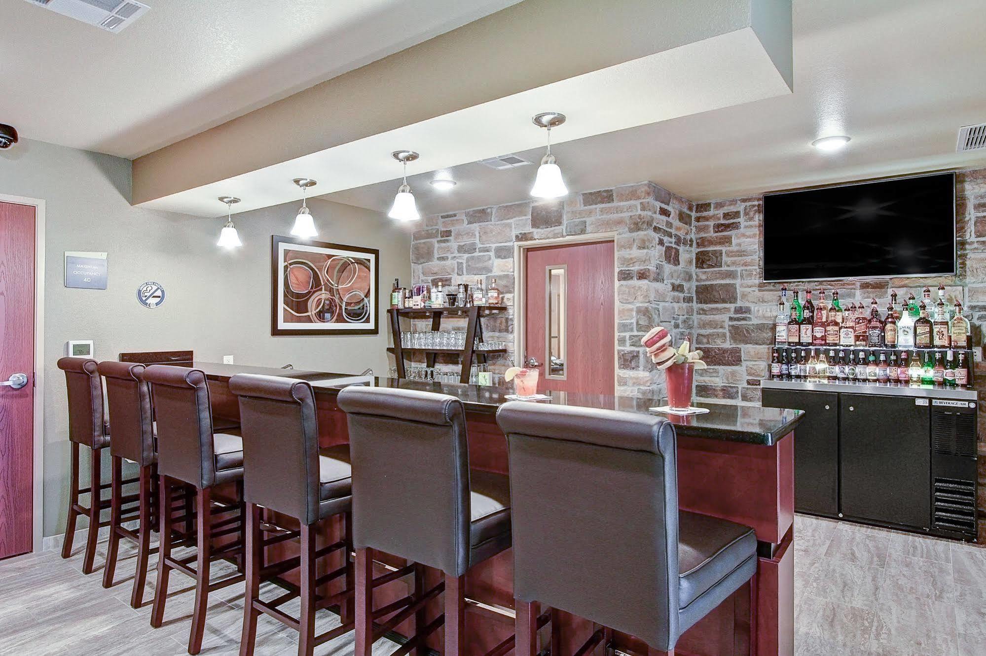 Cobblestone Hotel & Suites Pulaski/Green Bay Eksteriør bilde